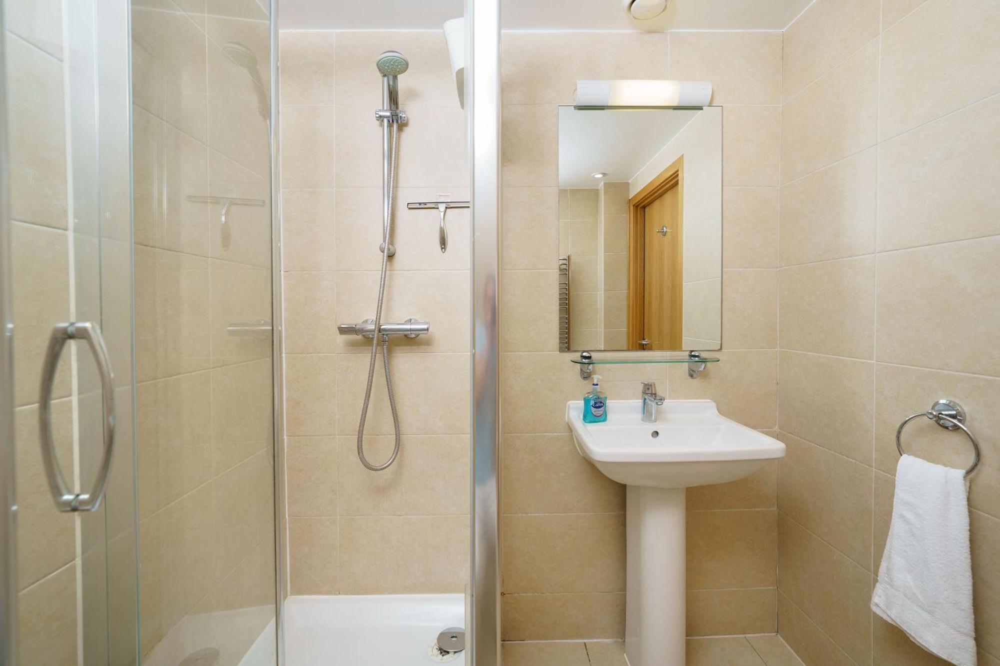 Modern 3 Bed 2 Bath Apartment Hyde Park 伦敦 外观 照片
